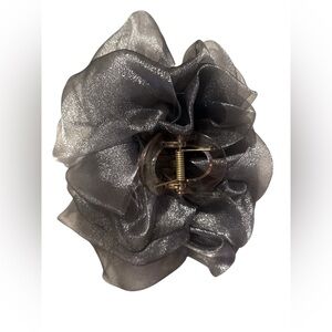 Unbranded NWOT grey sheer hair clip